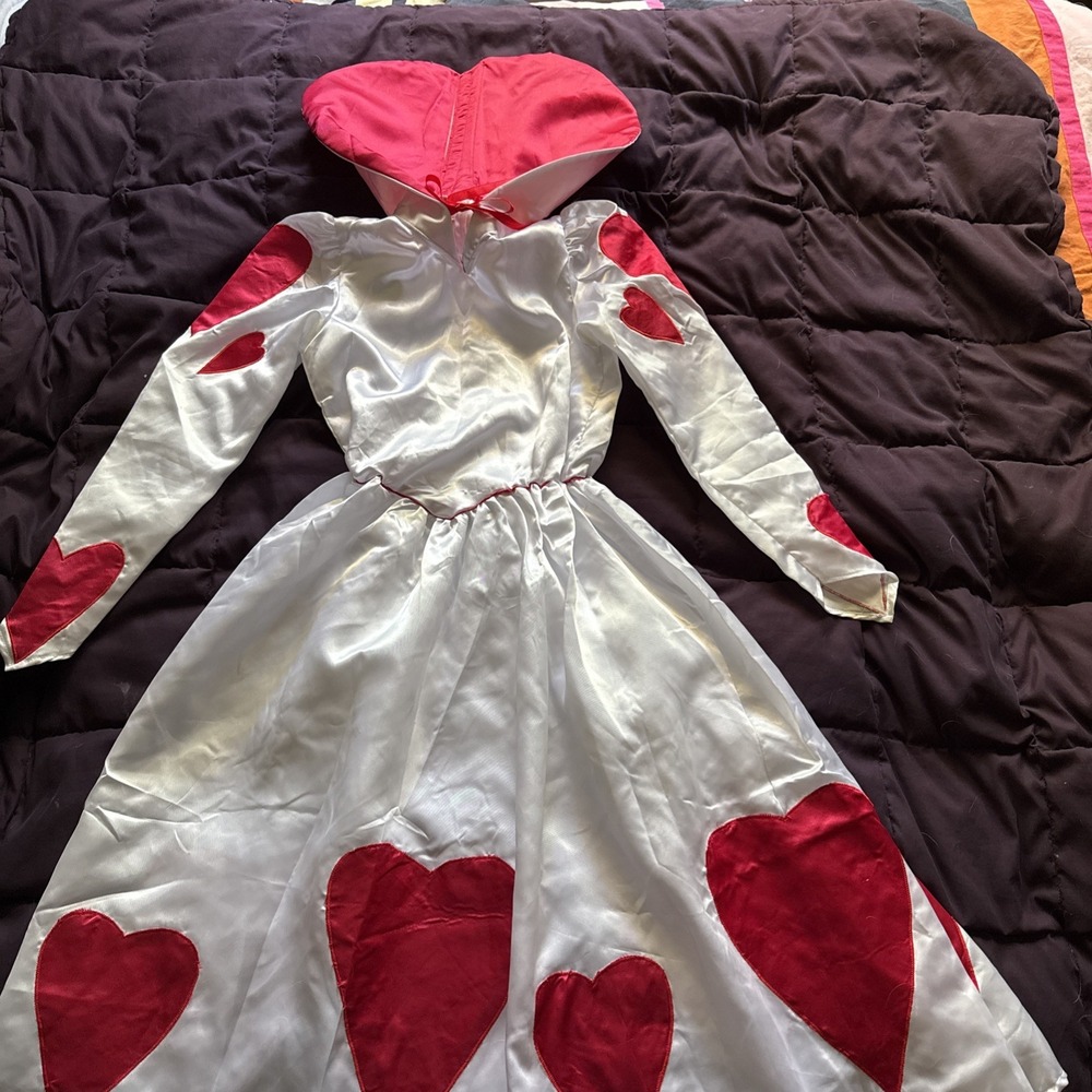 Queen of Hearts Alice Wonderland Dress Halloween Child Costume XL 7-8